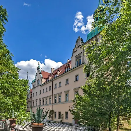 Apartment 190qm Residenz Im Schloss Cotta
